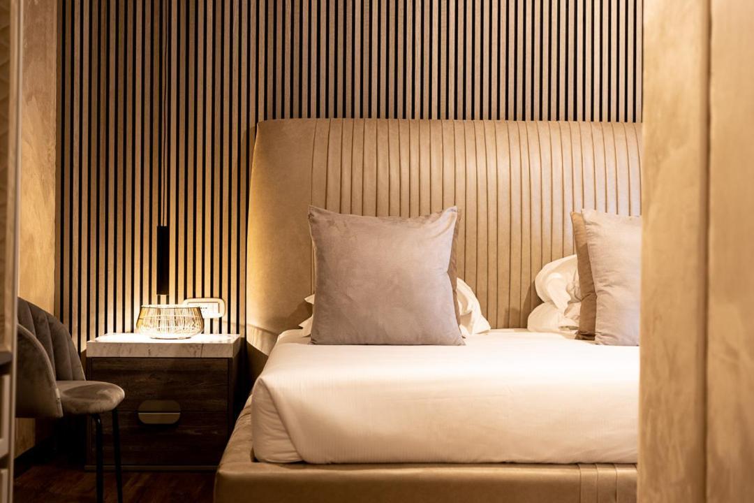 Le Reve De Naim Roma, Rome